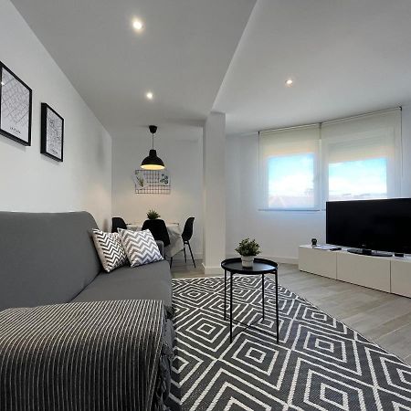 Apartamento Villamediana Suite Villamediana de Iregua Exteriör bild